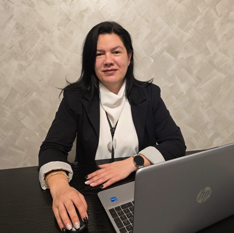 Raluca Apostolescu (BursaTransport)